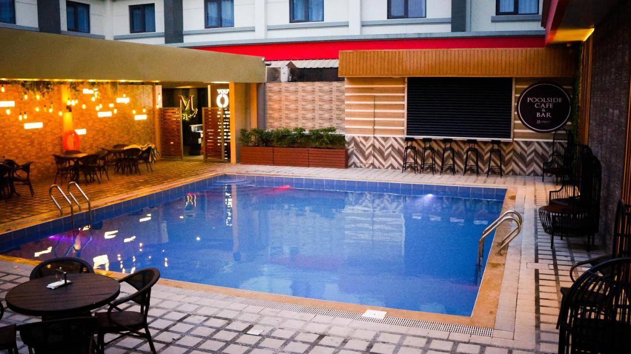 The Marison Hotel Legazpi Extérieur photo