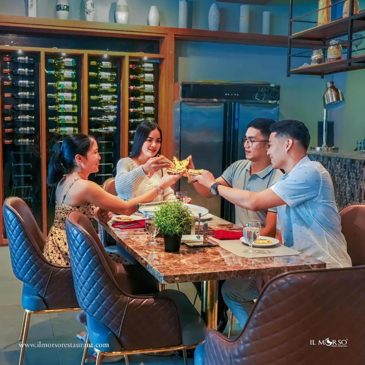 The Marison Hotel Legazpi Extérieur photo