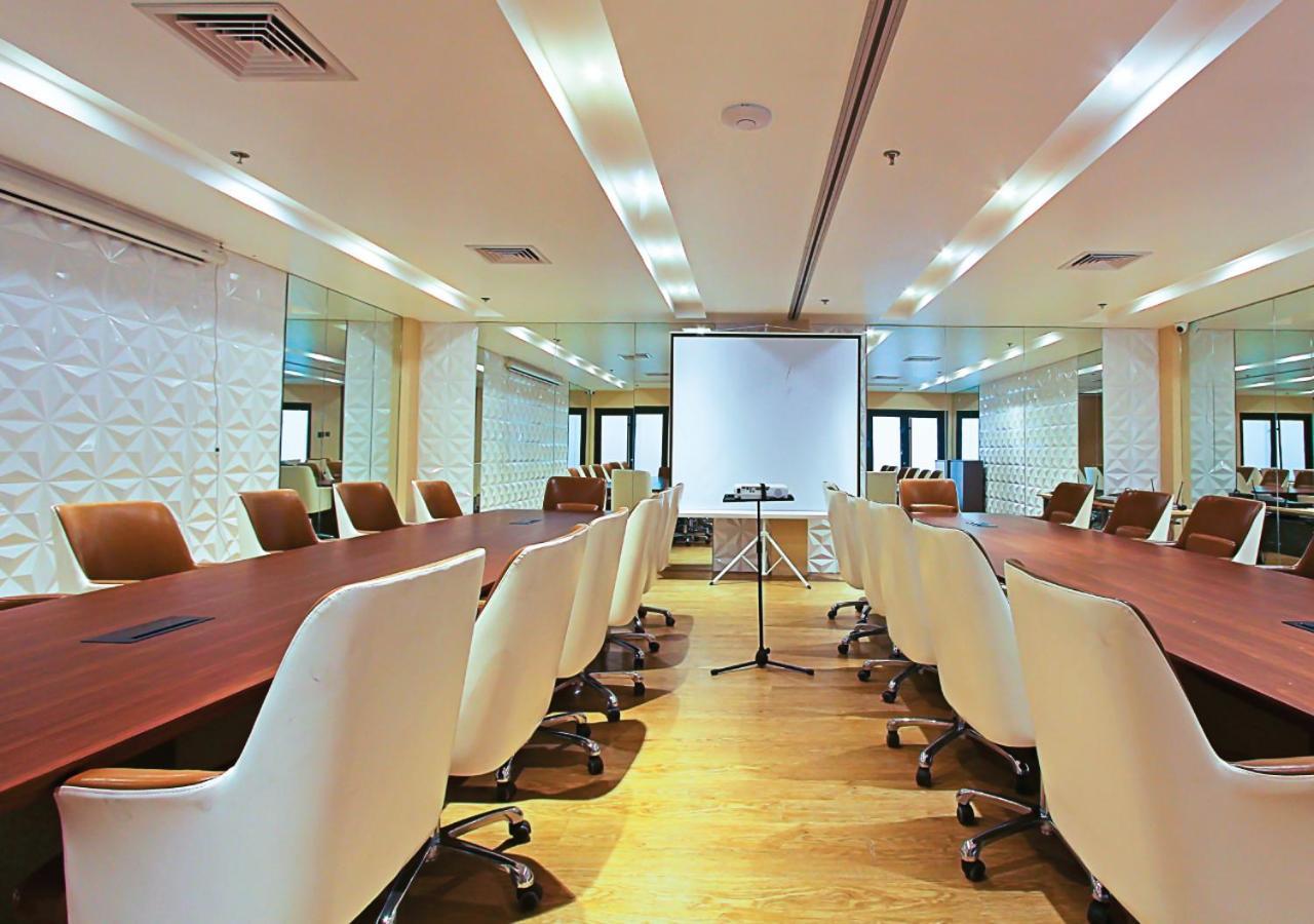 The Marison Hotel Legazpi Extérieur photo