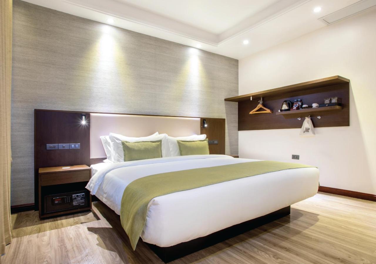 The Marison Hotel Legazpi Extérieur photo