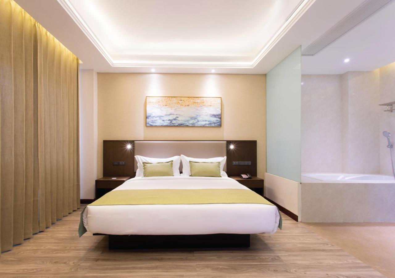 The Marison Hotel Legazpi Extérieur photo